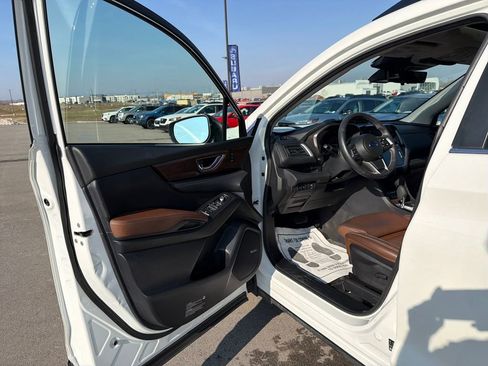 Used 2024 Subaru Ascent Touring w/ Popular Package #2 image 16