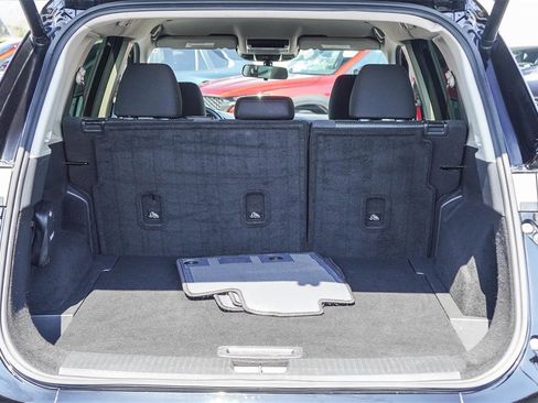 Used 2024 Nissan Rogue SV image 25