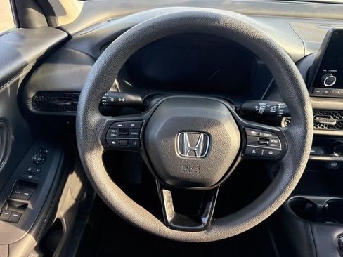 Used 2025 Honda HR-V LX image 14
