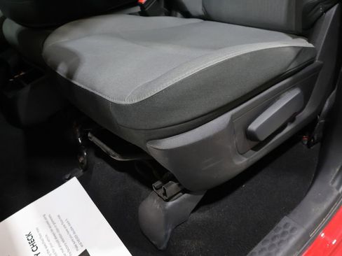 Used 2023 RAM 1500 Classic SLT image 12