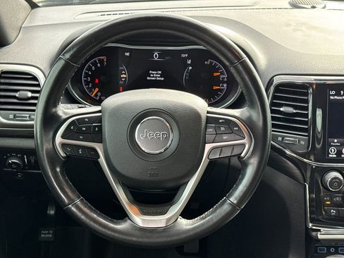 Used 2021 Jeep Grand Cherokee Laredo X RWD image 14