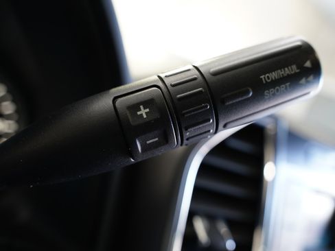 Used 2016 Ford F150 XLT w/ Equipment Group 301A Mid image 15