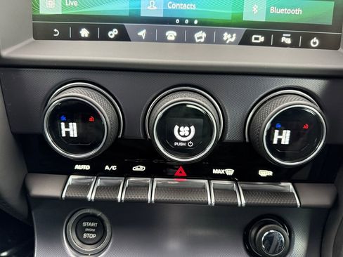 Used 2020 Jaguar F-TYPE Coupe image 18