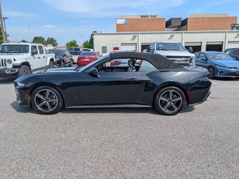 Used 2024 Ford Mustang Premium RWD image 9