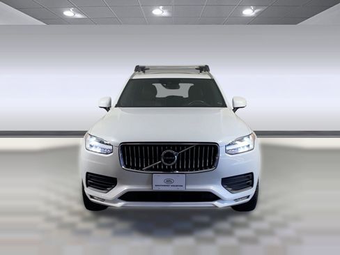 Used 2022 Volvo XC90 T6 Momentum w/ Advanced Package image 4