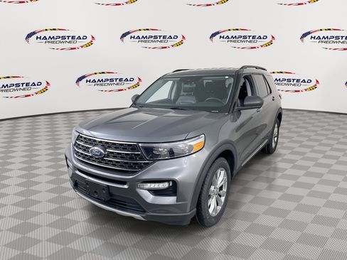 Used 2022 Ford Explorer XLT w/ Equipment Group 202A AWD/4WD image 1