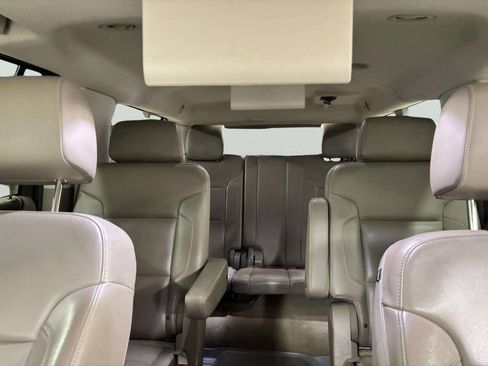 Used 2015 Chevrolet Suburban LTZ AWD/4WD image 28