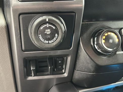 Used 2020 Ford F150 XLT w/ Equipment Group 302A Luxury AWD/4WD image 20
