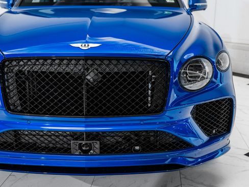 New 2025 Bentley Bentayga image 12