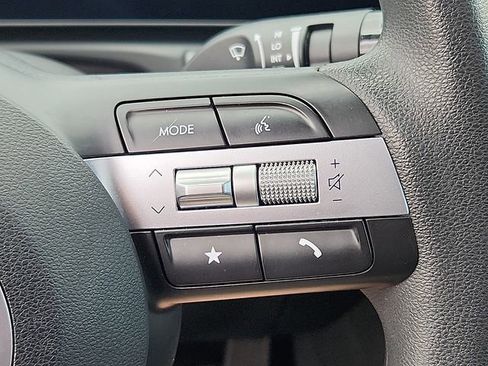 Used 2025 Hyundai Santa Cruz SEL AWD/4WD image 22
