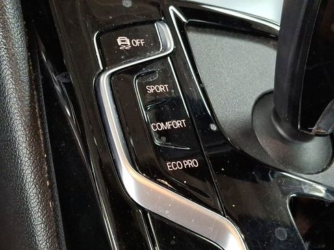 Certified 2023 BMW 530i xDrive w/ Premium Package image 20