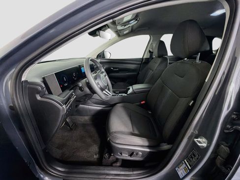 Used 2025 Hyundai Tucson SEL FWD image 13