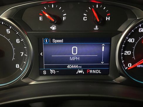 Certified 2023 Chevrolet Equinox RS image 3