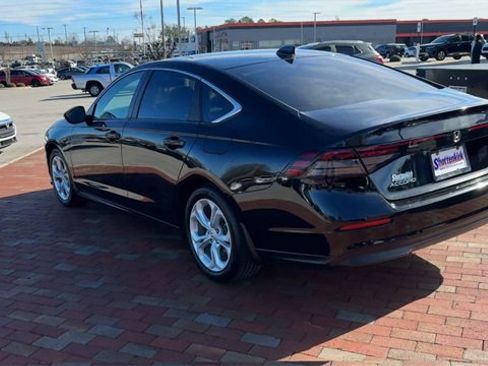 Certified 2024 Honda Accord LX image 9