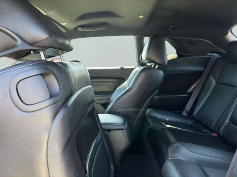 Used 2019 Dodge Challenger SXT w/ Plus Package image 20