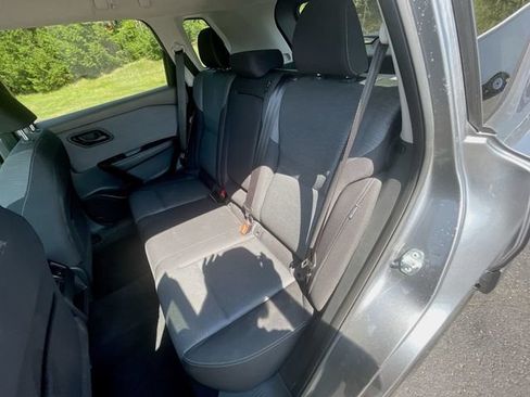 Used 2021 Nissan Rogue S AWD/4WD image 16