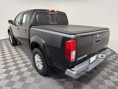 Used 2019 Nissan Frontier SV AWD/4WD image 4