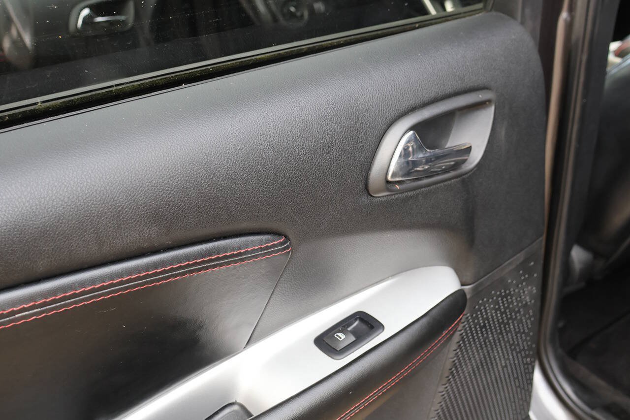 Used 2017 Dodge Journey GT AWD/4WD image 15