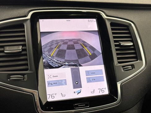 Used 2020 Volvo XC90 T6 Momentum w/ Protection Package Premier image 29