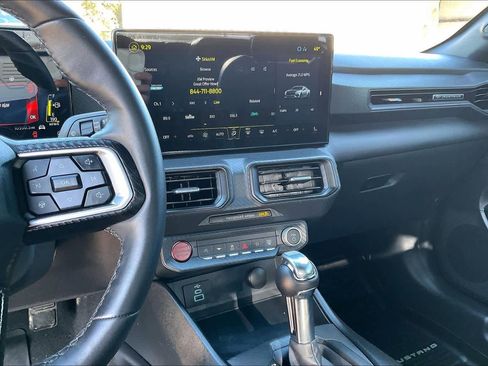 Used 2024 Ford Mustang Coupe image 7