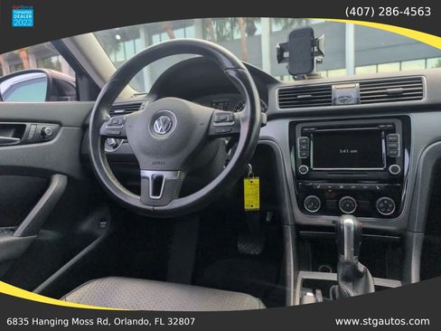 Used 2014 Volkswagen Passat 1.8T SE FWD image 18
