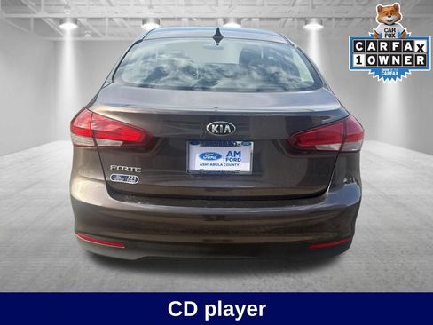 Used 2017 Kia Forte LX FWD image 4