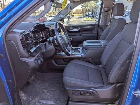 Used 2022 Chevrolet Silverado 1500 LT image 13