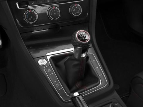 Used 2016 Volkswagen GTI S image 10