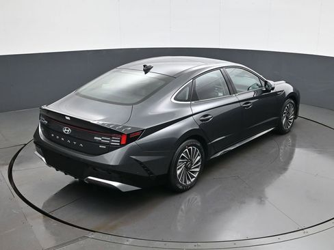 New 2026 Hyundai Sonata Limited image 17