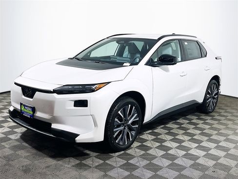 New 2026 Subaru Solterra Limited XT image 4