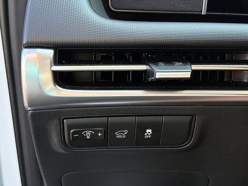 Certified 2025 Hyundai Tucson SEL FWD image 18