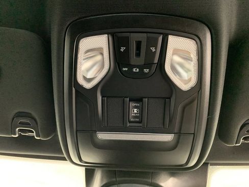 Used 2022 RAM 3500 Big Horn w/ Level B Equipment Group AWD/4WD image 27