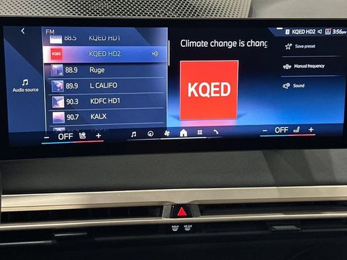 Used 2024 BMW iX xDrive50 AWD/4WD image 22