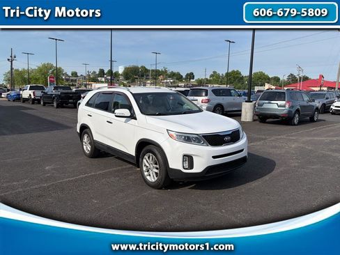 Used 2015 Kia Sorento LX FWD image 1