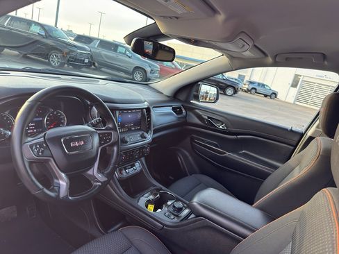 Used 2023 GMC Acadia AT4 image 25