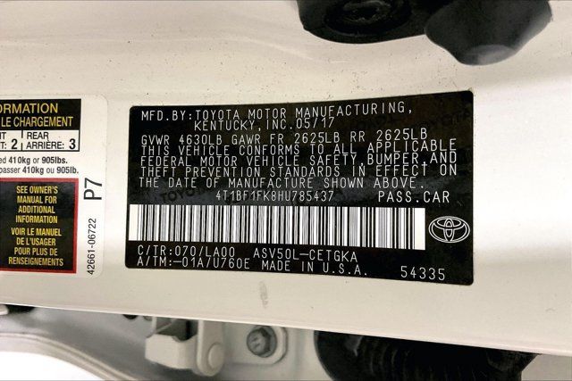 Used 2017 Toyota Camry XLE w/ Moonroof Package FWD image 43