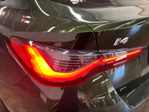 Used 2023 BMW i4 eDrive35 w/ Dynamic Handling Package RWD image 31