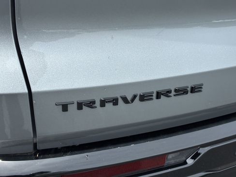 New 2026 Chevrolet Traverse RS FWD image 11