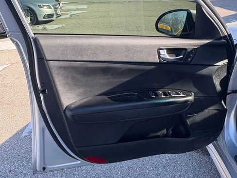 Used 2019 Kia Optima EX w/ EX Premium Package image 10