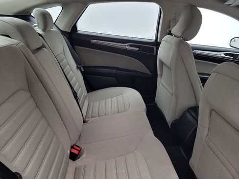 Used 2018 Ford Fusion S image 19