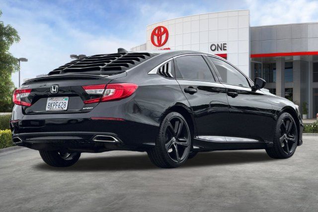 Used 2019 Honda Accord Sport image 4