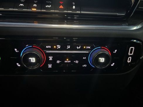 Used 2022 Chevrolet Silverado 1500 LT image 23