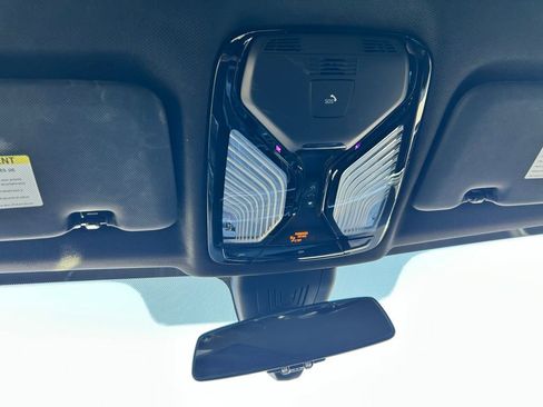 Used 2022 BMW X5 xDrive40i w/ Premium Package image 24