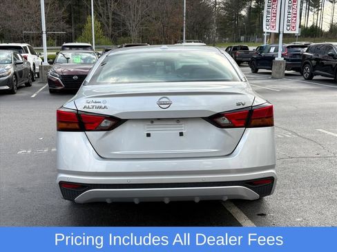 Used 2023 Nissan Altima 2.5 SV FWD image 7