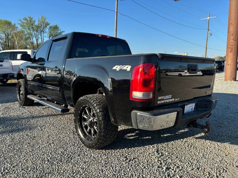 Used 2011 GMC Sierra 1500 SLT w/ Max Trailering Pack AWD/4WD image 14