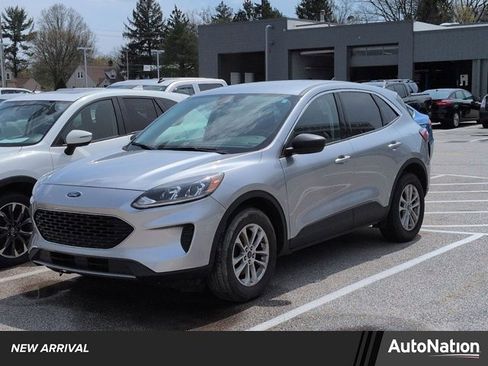 Used 2022 Ford Escape SE w/ Convenience Package image 1