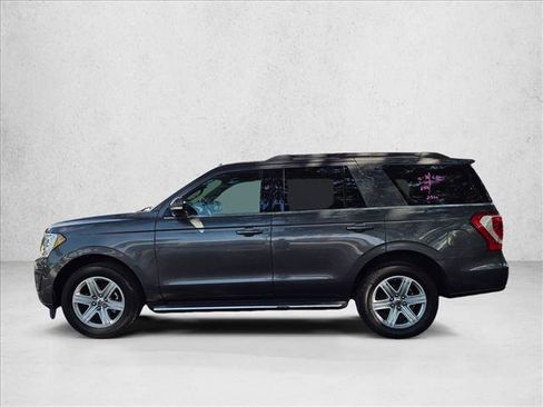 Used 2019 Ford Expedition XLT w/ Equipment Group 202A RWD image 8