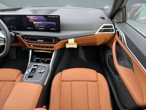New 2026 BMW i4 eDrive40 w/ Premium Package RWD image 28