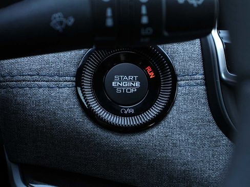 New 2025 Jeep Compass Sport image 29