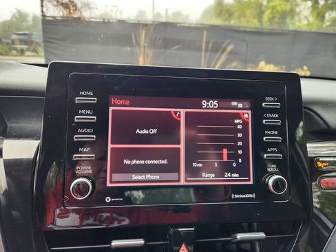 Used 2023 Toyota Camry SE image 31